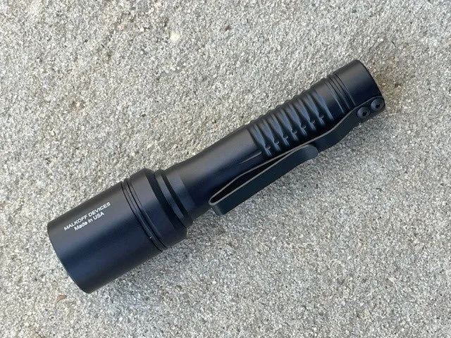 MDC E2XTL High-Performance Pocket-Size Flashlight Thrower